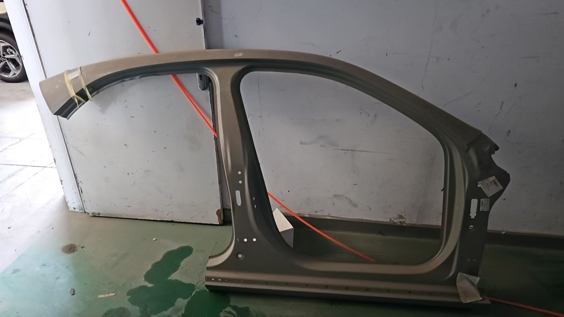 赛欧三右前侧围