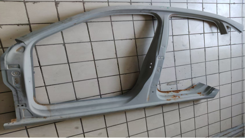 速腾左侧围无后叶子板